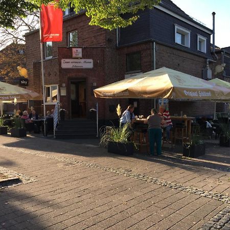 Zum Armen Mann Bed & Breakfast Düsseldorf Dış mekan fotoğraf