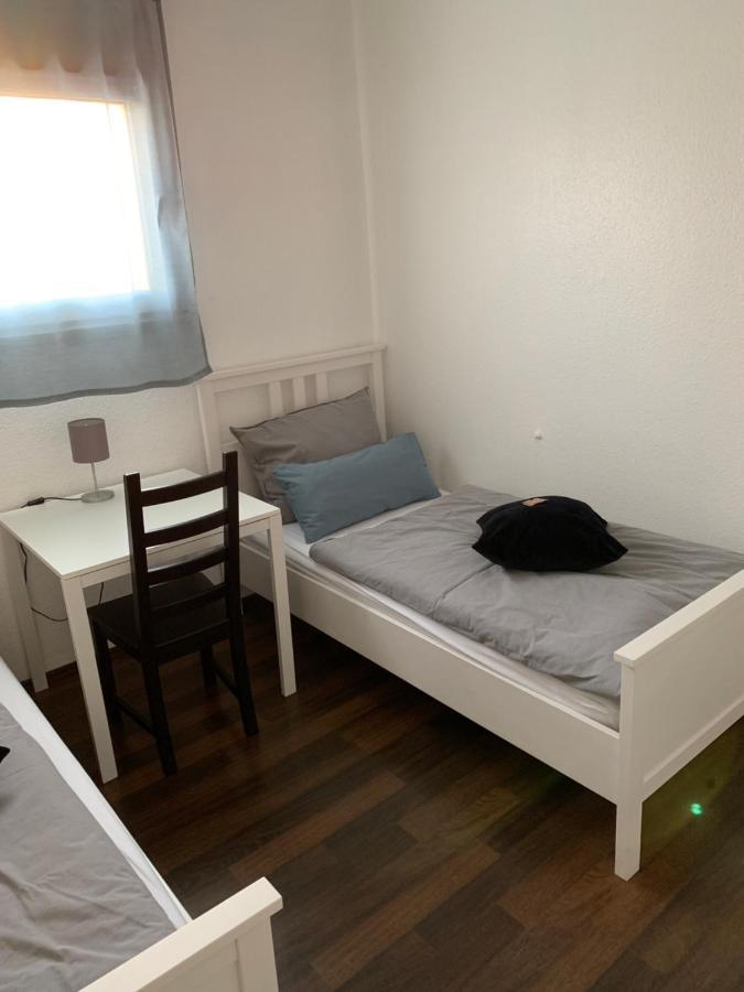 Zum Armen Mann Bed & Breakfast Düsseldorf Dış mekan fotoğraf