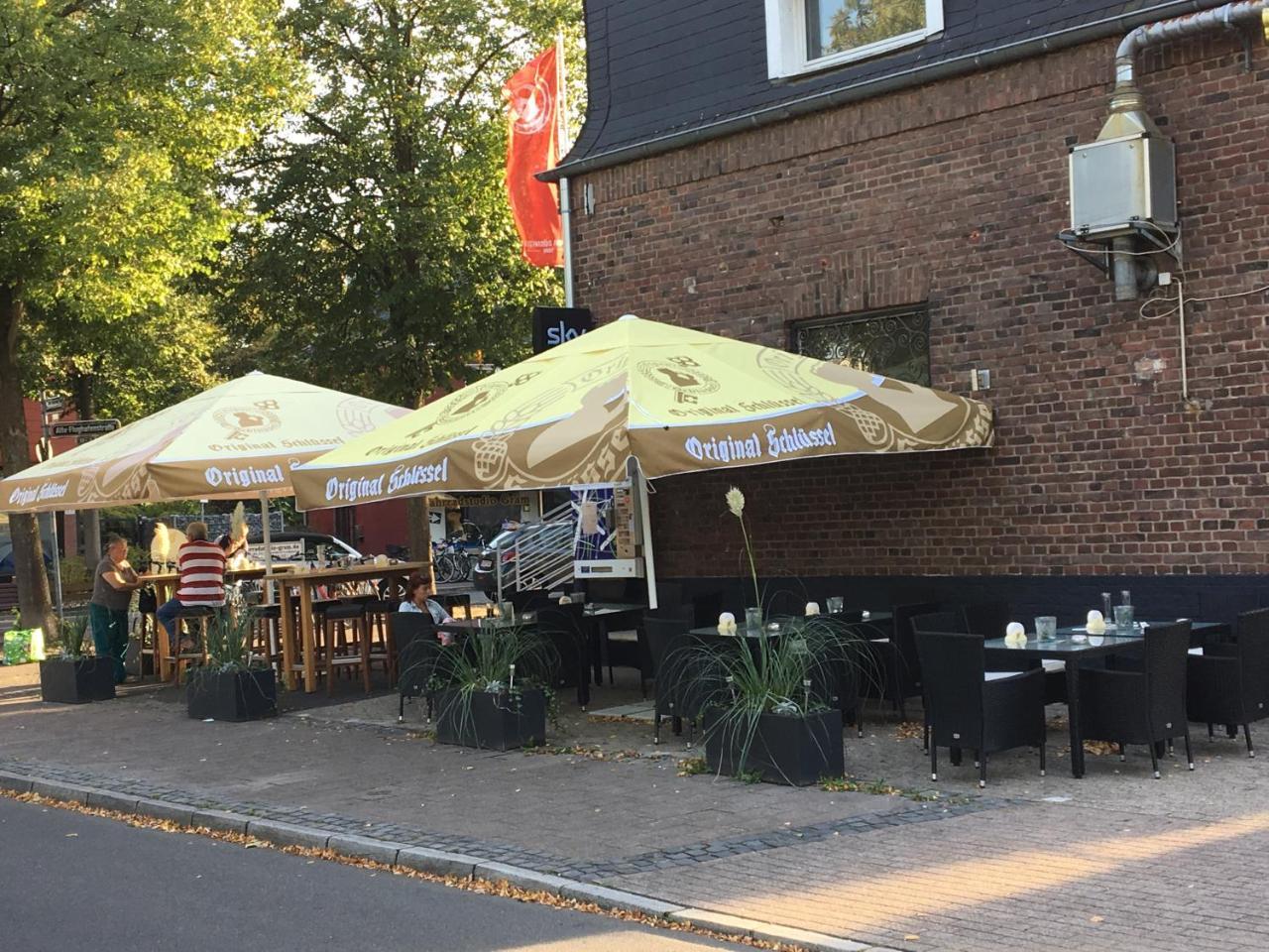 Zum Armen Mann Bed & Breakfast Düsseldorf Dış mekan fotoğraf