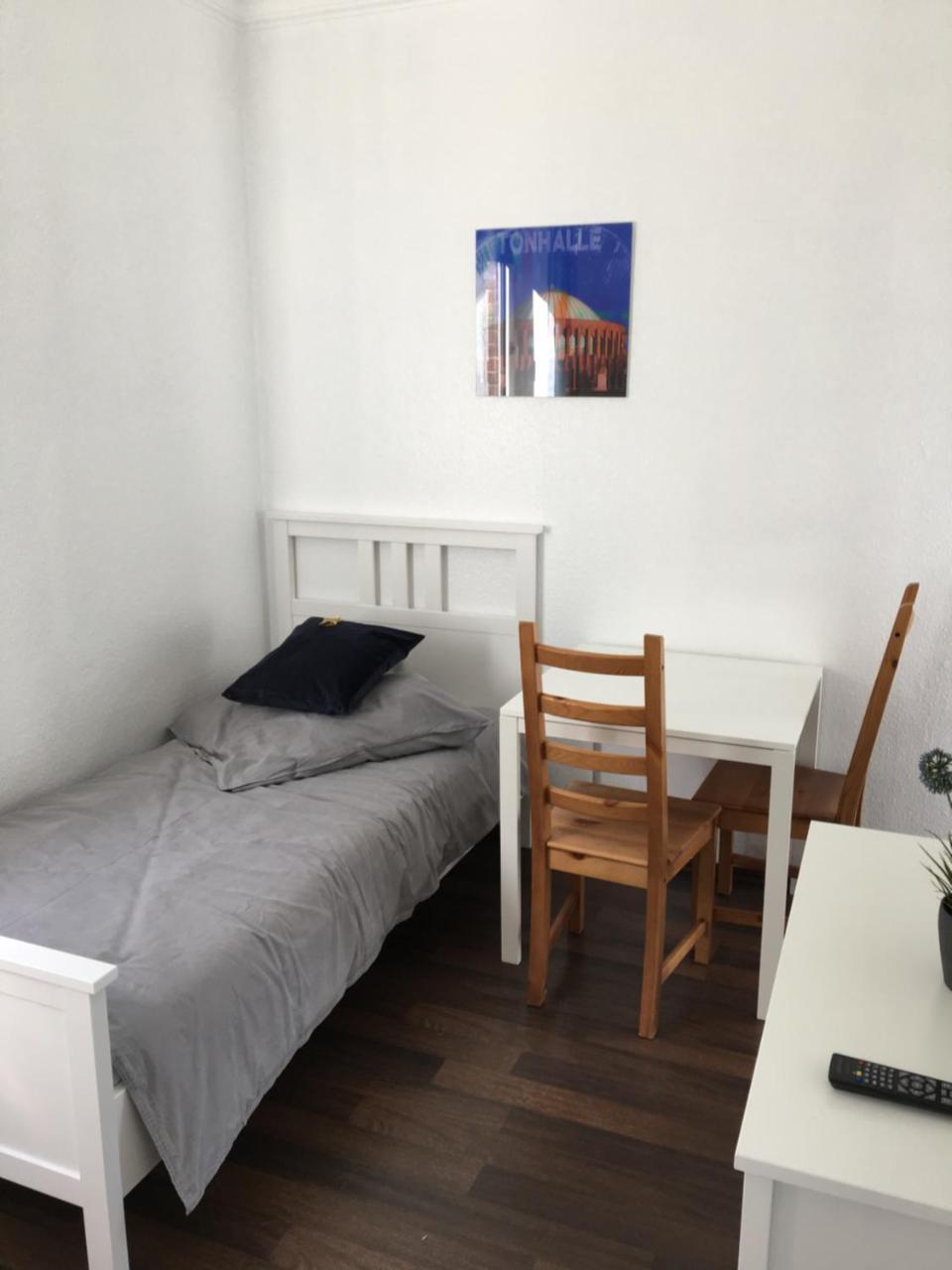 Zum Armen Mann Bed & Breakfast Düsseldorf Dış mekan fotoğraf