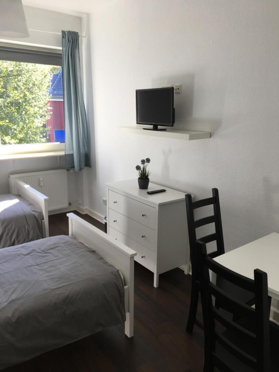 Zum Armen Mann Bed & Breakfast Düsseldorf Dış mekan fotoğraf