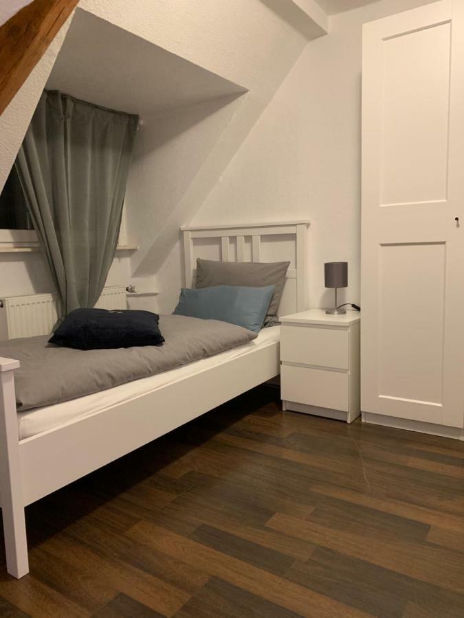 Zum Armen Mann Bed & Breakfast Düsseldorf Dış mekan fotoğraf
